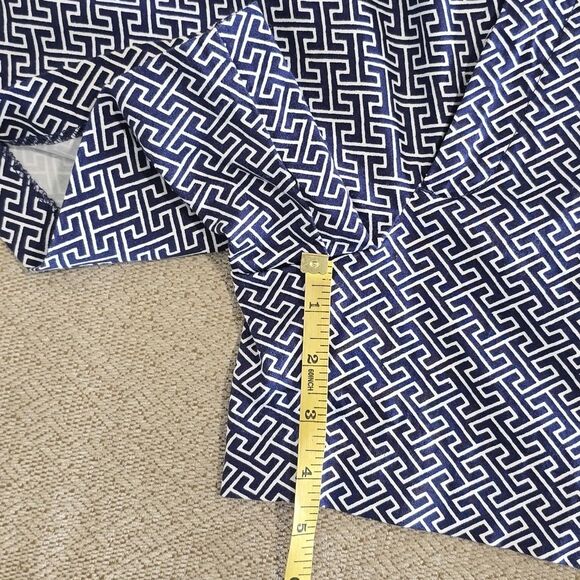 Banana Republic Hampton Navy Blue White  Print Shorts - Size 6 - Picture 10 of 14